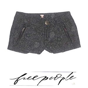 🖤 Free People 🖤cute dressy paisley shorts